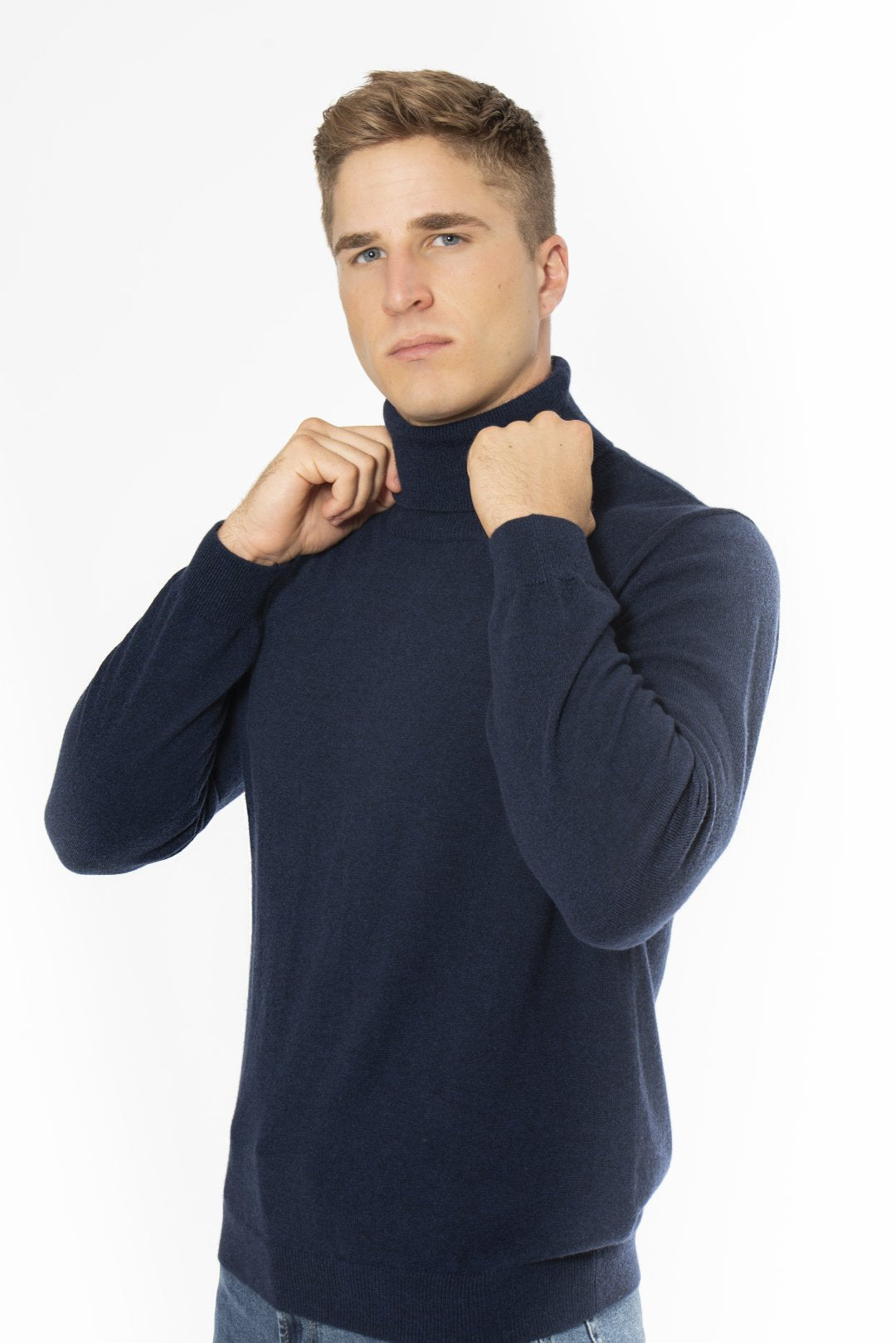 Cyclist turtleneck in 100% Blue Cashmere